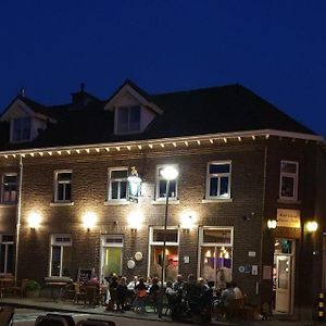 Hotel-Cafe Knoors-Meeks Stein Urmond